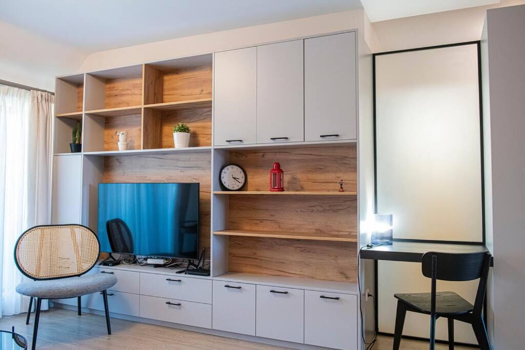 Tokiyo: A Lovely City Center 2 Bedrooms Apartment With Private Parking 소피아 외부 사진